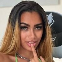 amthai_richard Nude