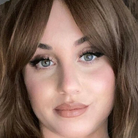 Busty Eve Nude