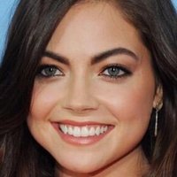 Caitlin Carver Nude