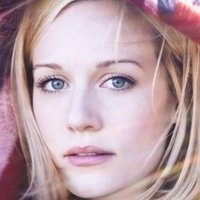 Cara Theobold Nude
