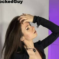 elijess Nude