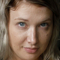 Emily Right Nude