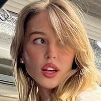 Eva Level Nude