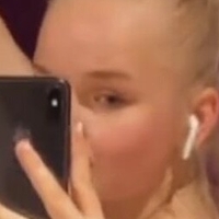 Fiona Kaiser Nude