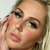 Hotwifey Nude