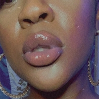 illnanaa Nude