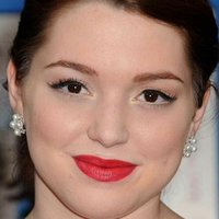 Jennifer Stone Nude