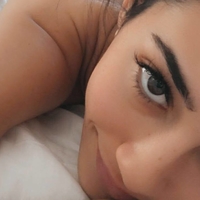 Julia Pozatto Nude
