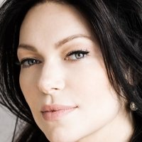 Laura Prepon Nude