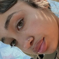 llupee.e Nude