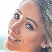 Mariana Aroldi Nude