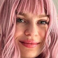 milana_wood Nude