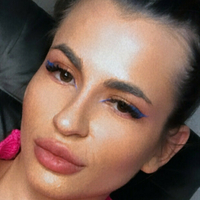 mon.ique Nude