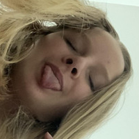 pluckypeaches Nude