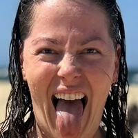 Rikki Yeowart Nude