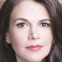 Sutton Foster Nude