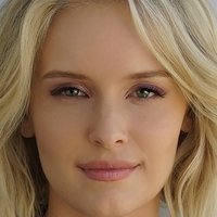 Taylor Black Nude
