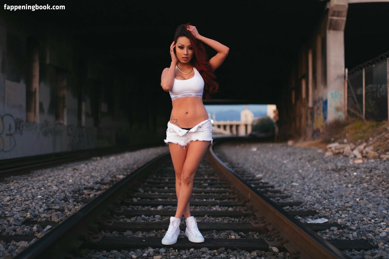 Jenn Q / Jenn Q Tran / JennQofficial / Jennq / coooljenn / jen.glz Nude
